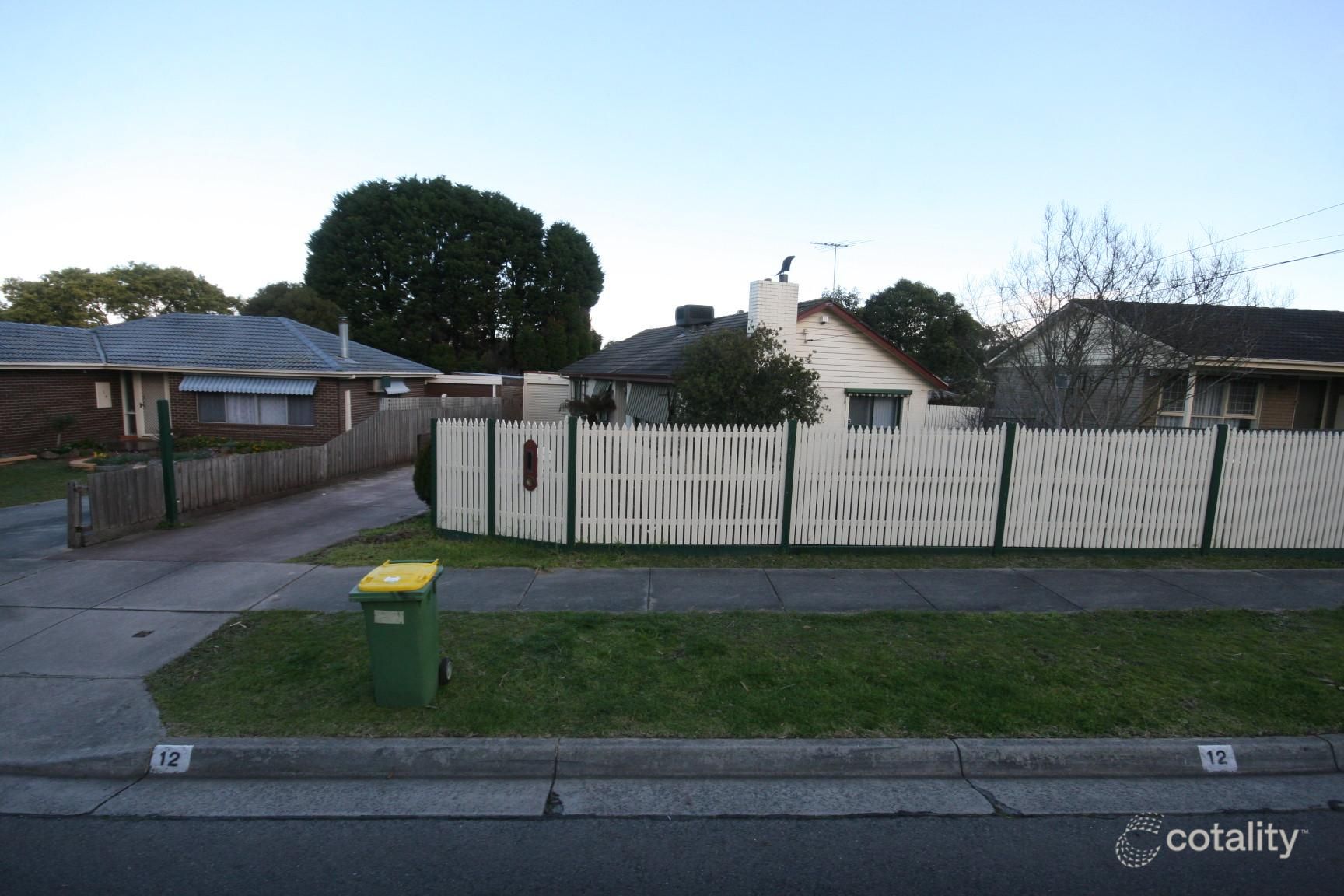 12 Monaro Cl, Wantirna South, VIC 3152