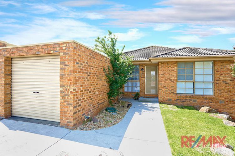 2/12 Bramley Ct, Hallam, VIC 3803