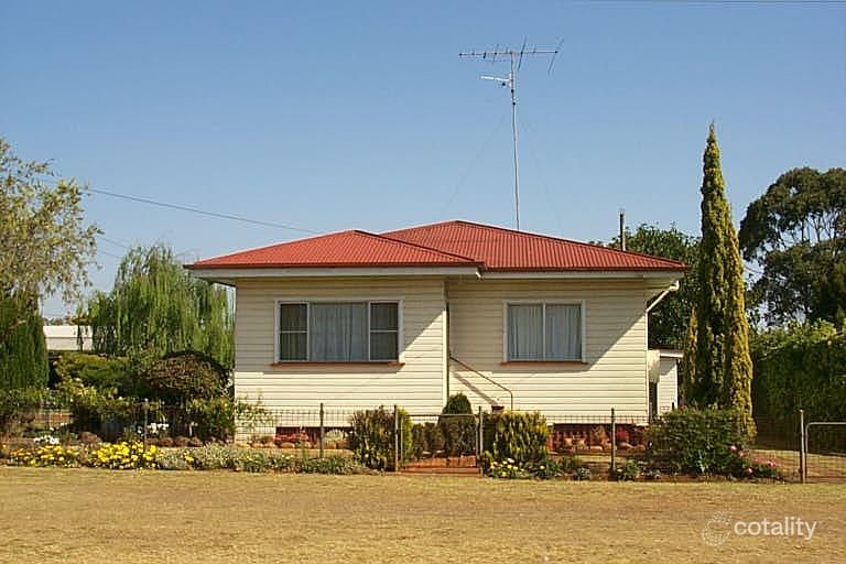 24 Phyllis St, Harristown, QLD 4350