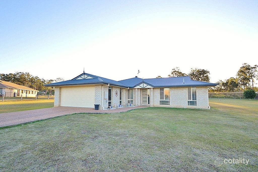 2 Yappa Ct, Lake Clarendon, QLD 4343