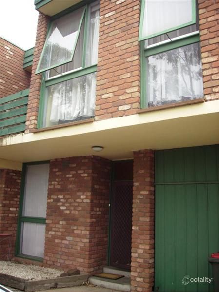 2/8 Sturt St, Essendon, VIC 3040