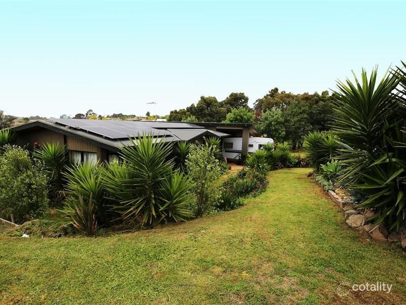 13 Silverback Pl, Leongatha, VIC 3953