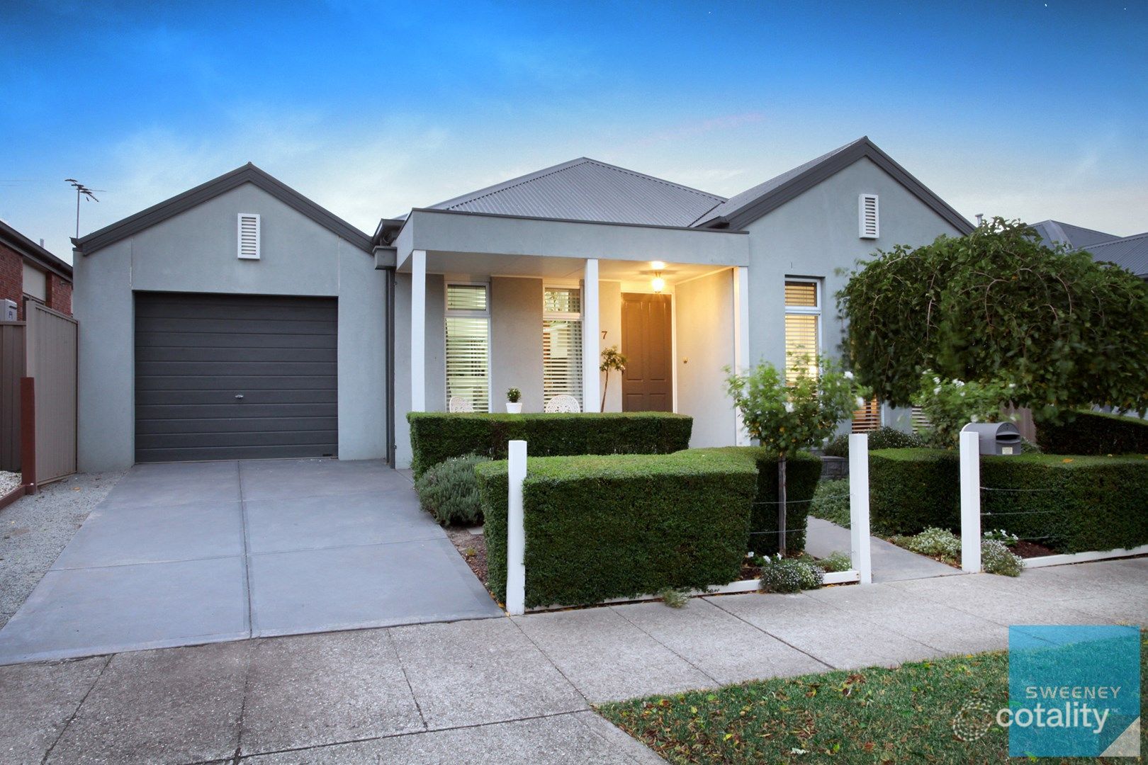 7 Matlock St, Caroline Springs, VIC 3023