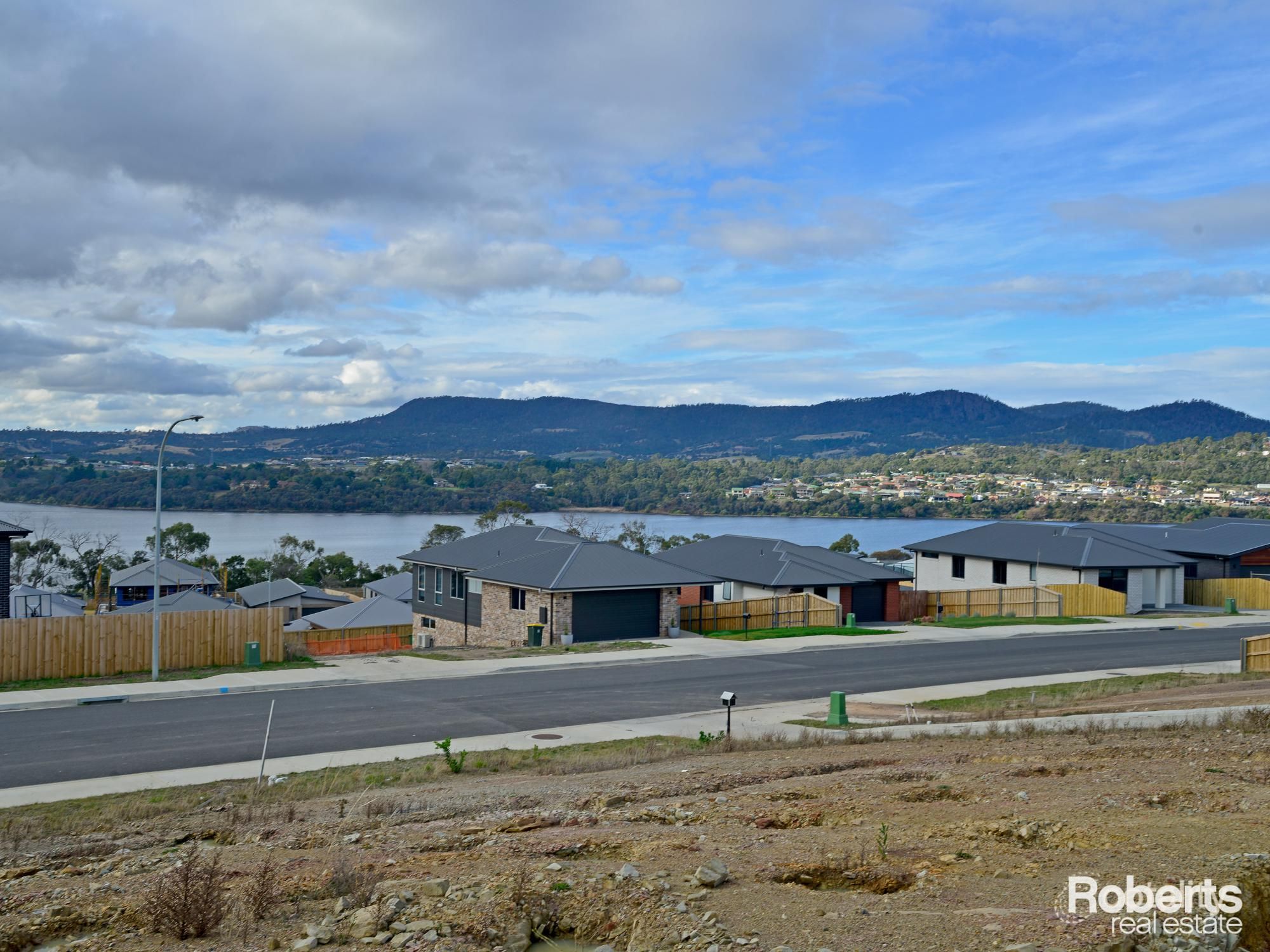 38 Stony Point Dr, Austins Ferry, TAS 7011