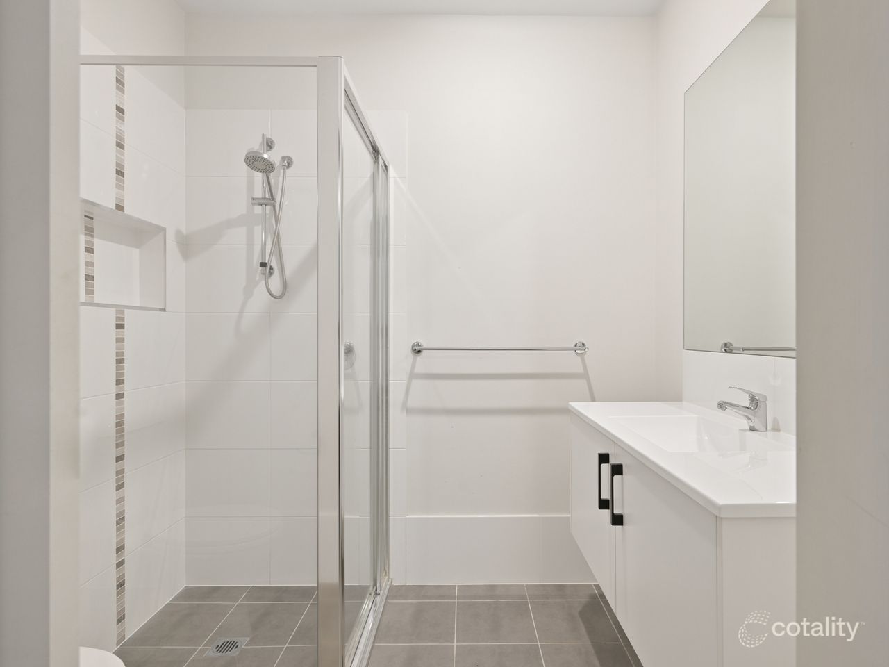 13 Lillywhite Cct, Oran Park, NSW 2570