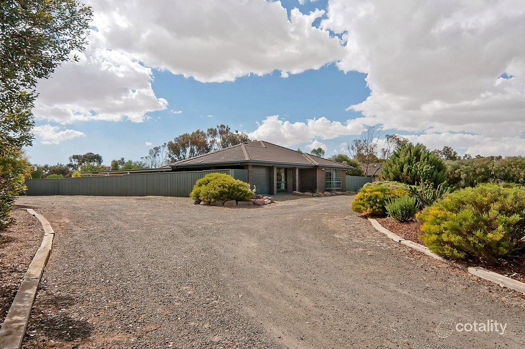 13 Betty Rd, Lewiston, SA 5501