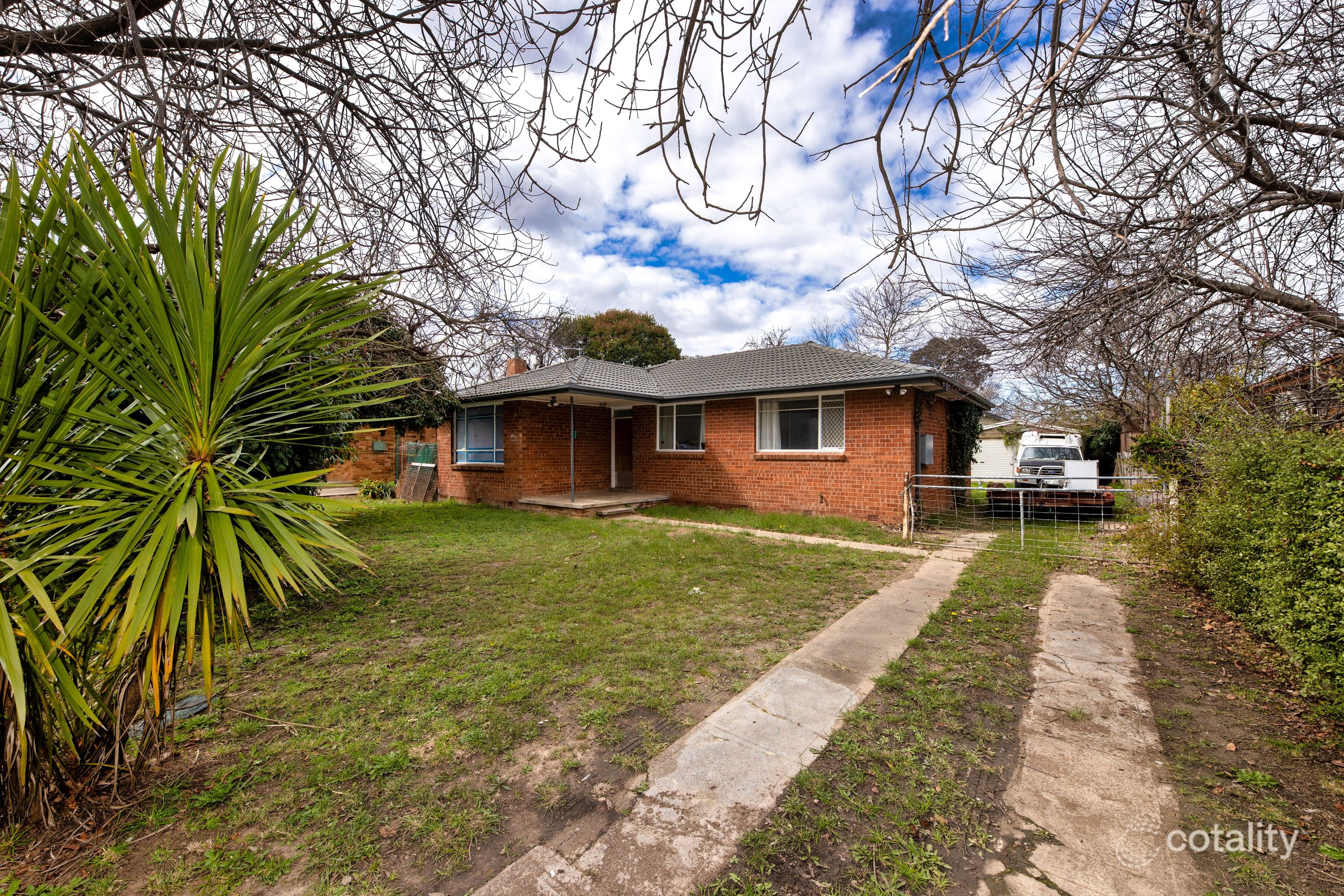 20 Morgan Cres, Curtin, ACT 2605