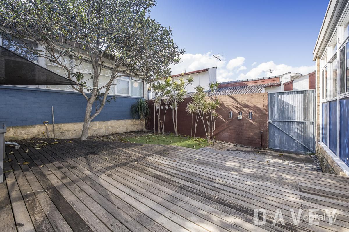 1/52 Saunders St, Como, WA 6152