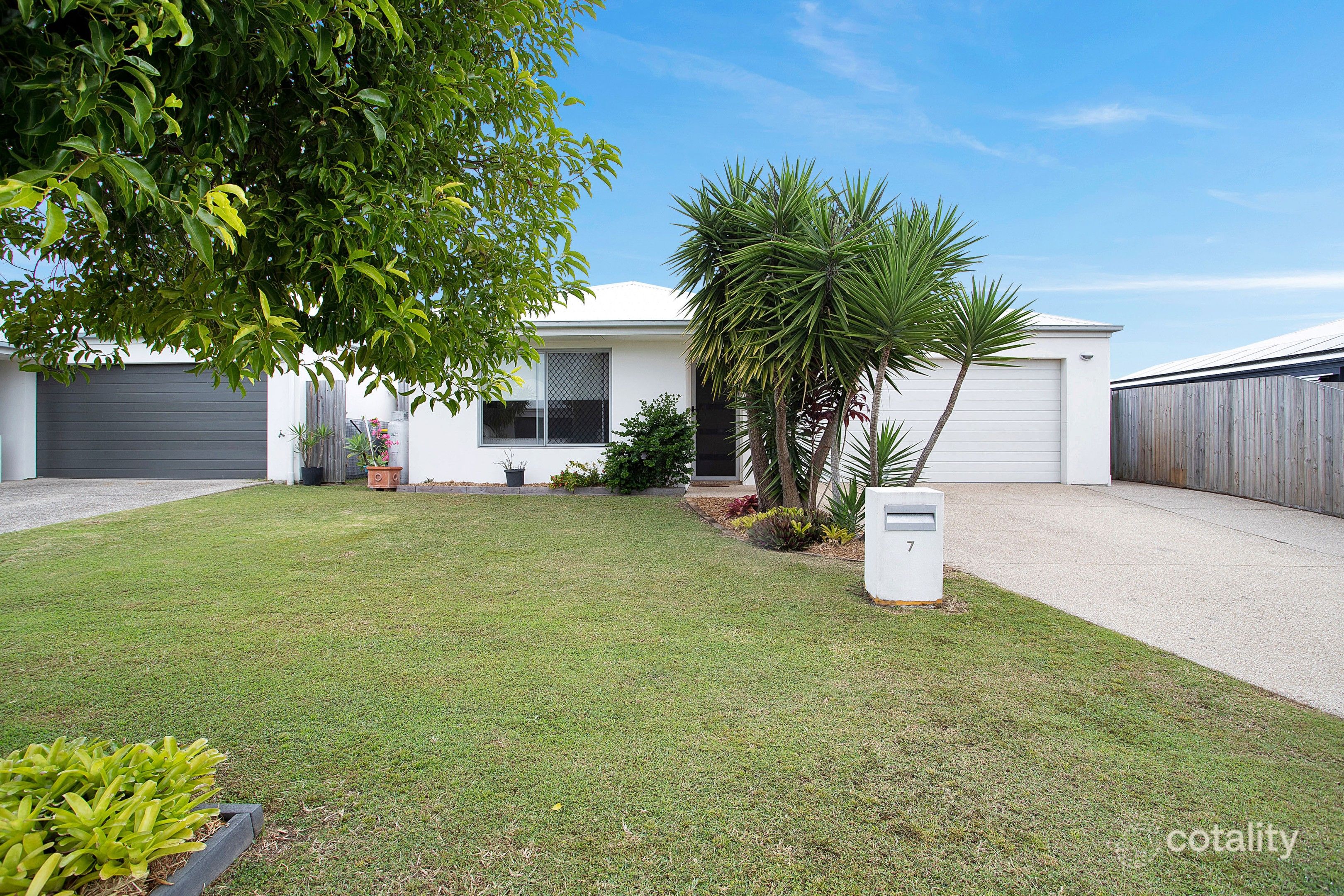 7 Roseville St, Andergrove, QLD 4740