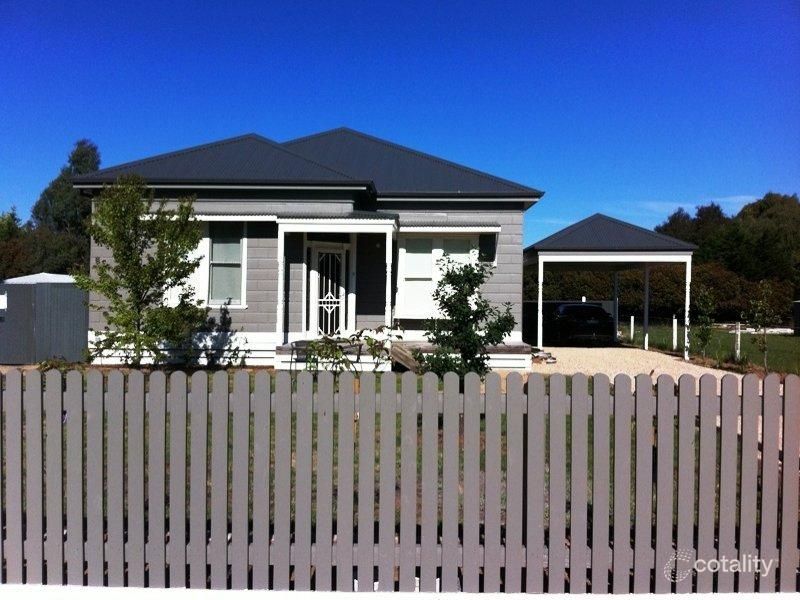 3 Louise Lane, Lancefield, VIC 3435