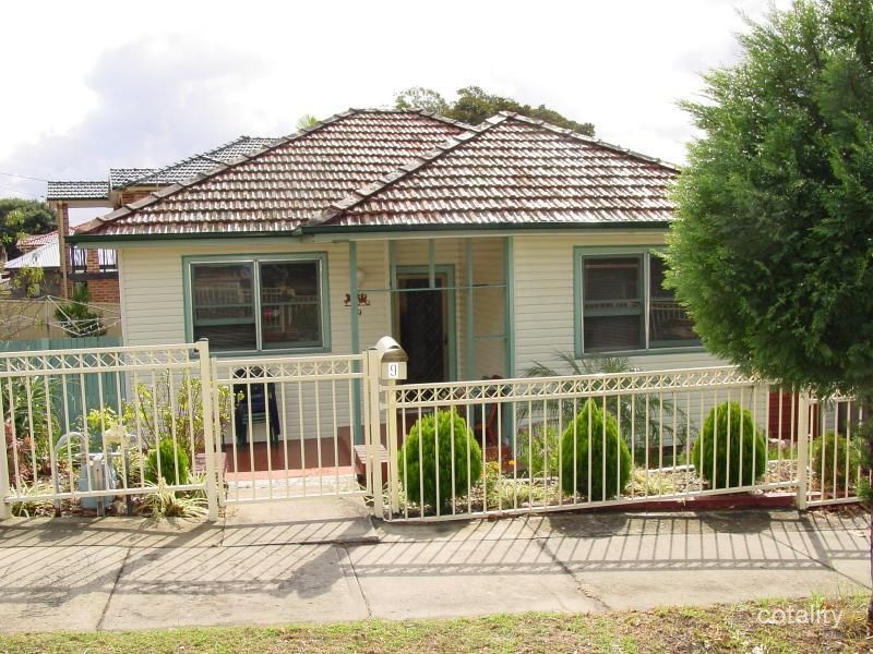 9 Loftus St, Turrella, NSW 2205