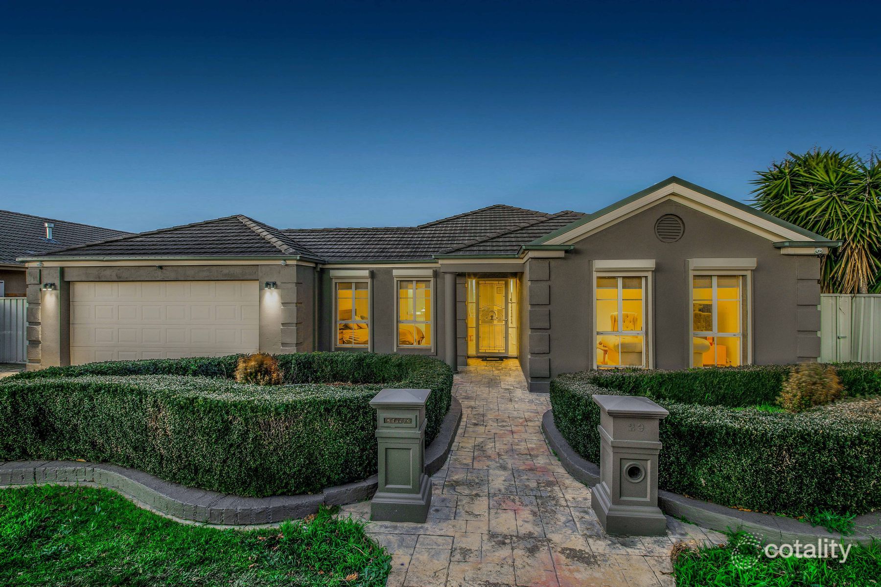 29 Waterford Ave, Craigieburn, VIC 3064