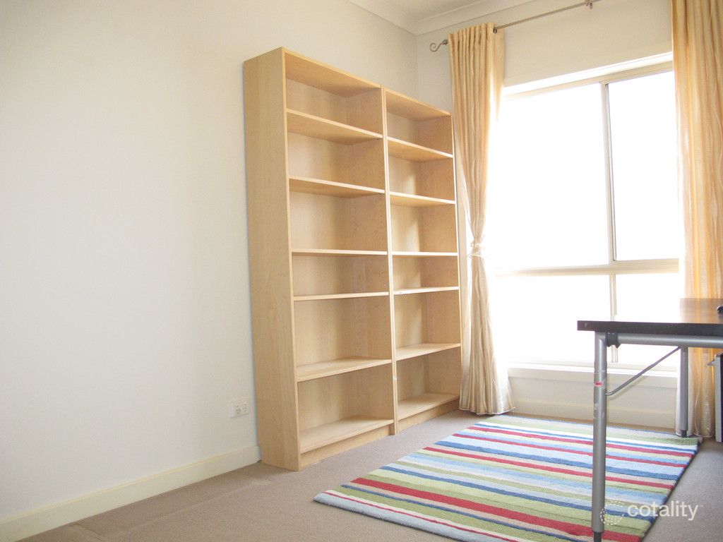 24 Westerfolds Tce, Caroline Springs, VIC 3023