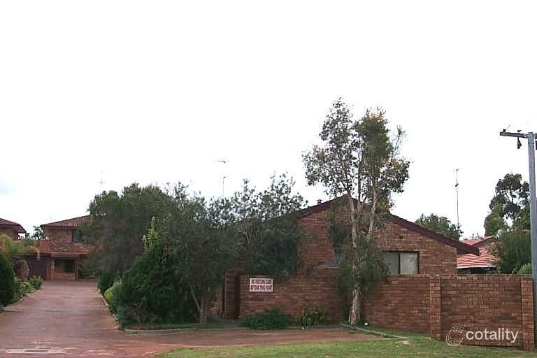 2/26 Creery St, Dudley Park, WA 6210