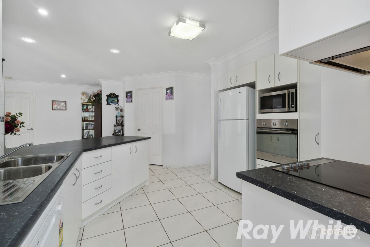 19 Settlers Rise, Woolmar, QLD 4515