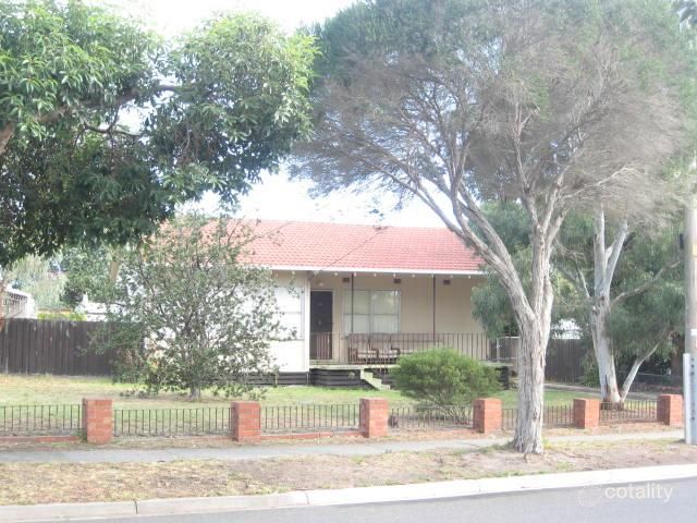 2 Stringybark Cres, Frankston North, VIC 3200