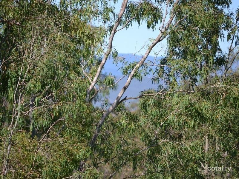 176 Highland St, Esk, QLD 4312