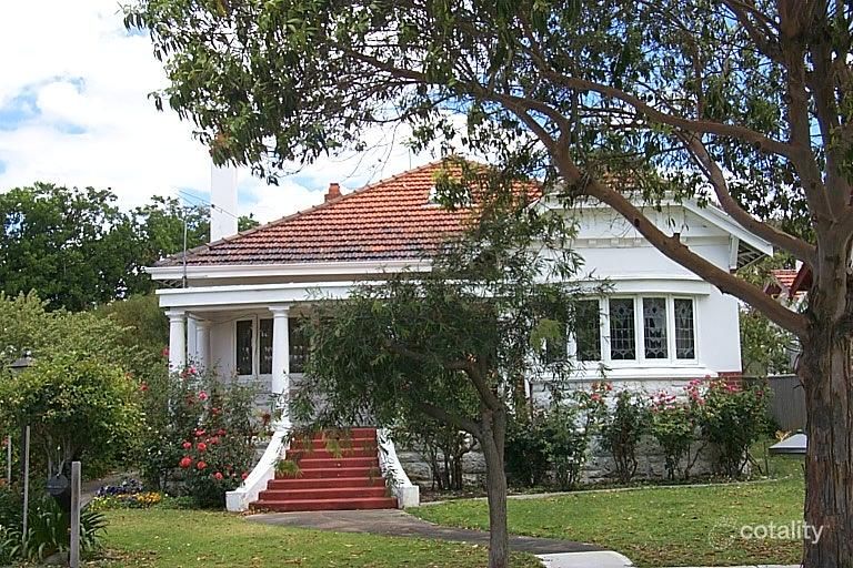 59 Inverness Cres, Menora, WA 6050