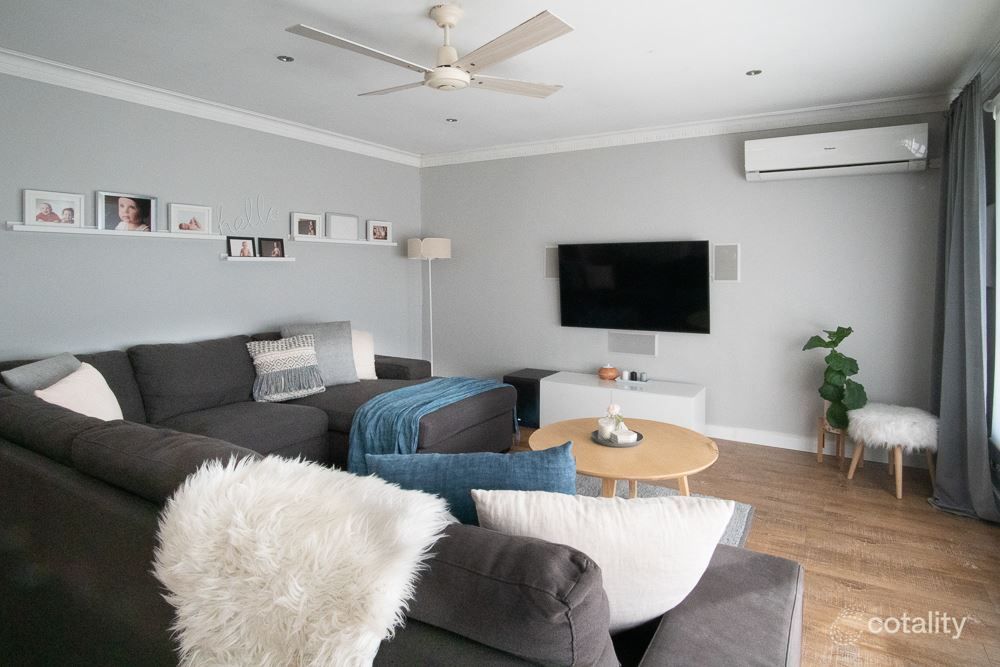 2 Faraday Rd, Croydon South, VIC 3136
