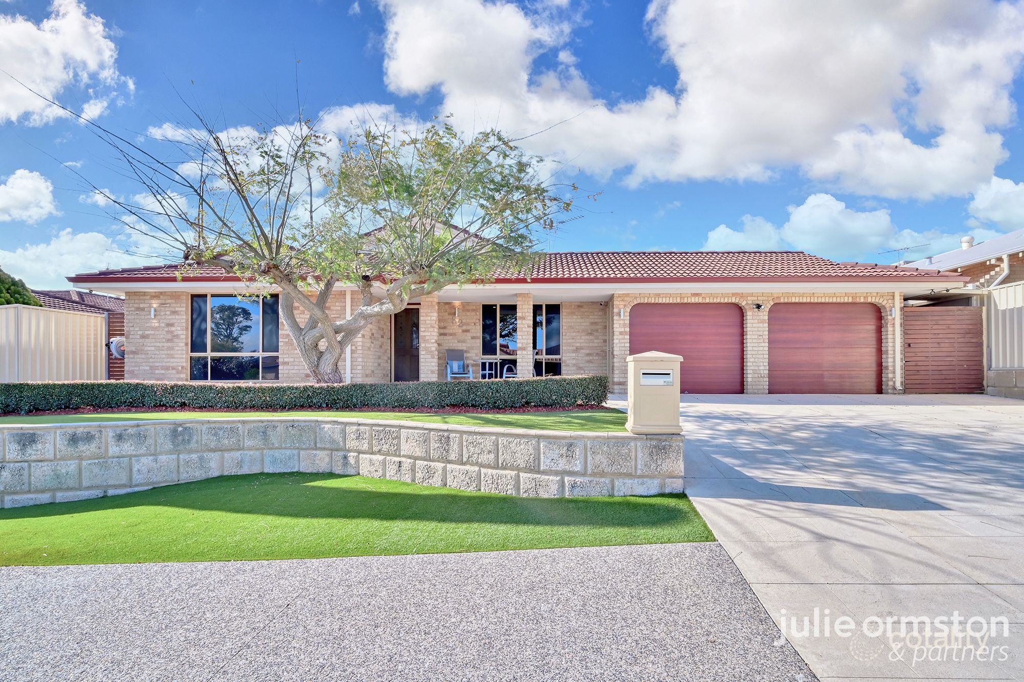 82 Westhaven Dr, Woodvale, WA 6026