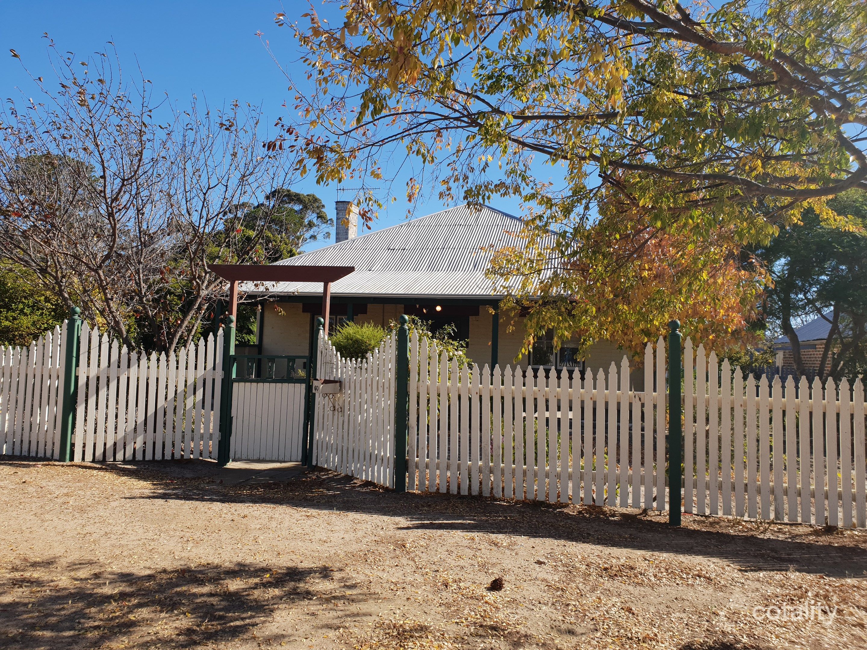 60 Avon St, Katanning, WA 6317