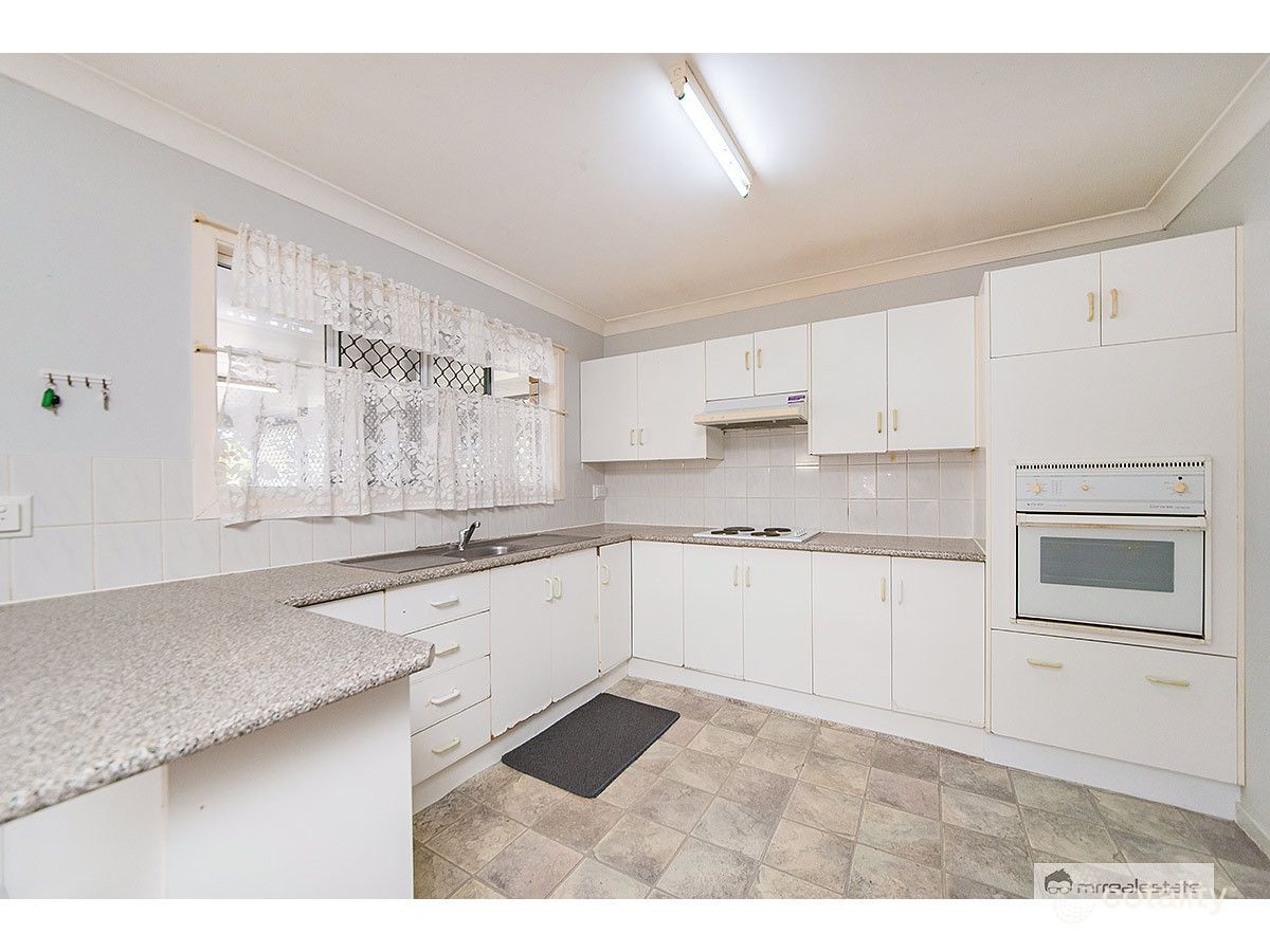 2/43 Bulman St, Norman Gardens, QLD 4701