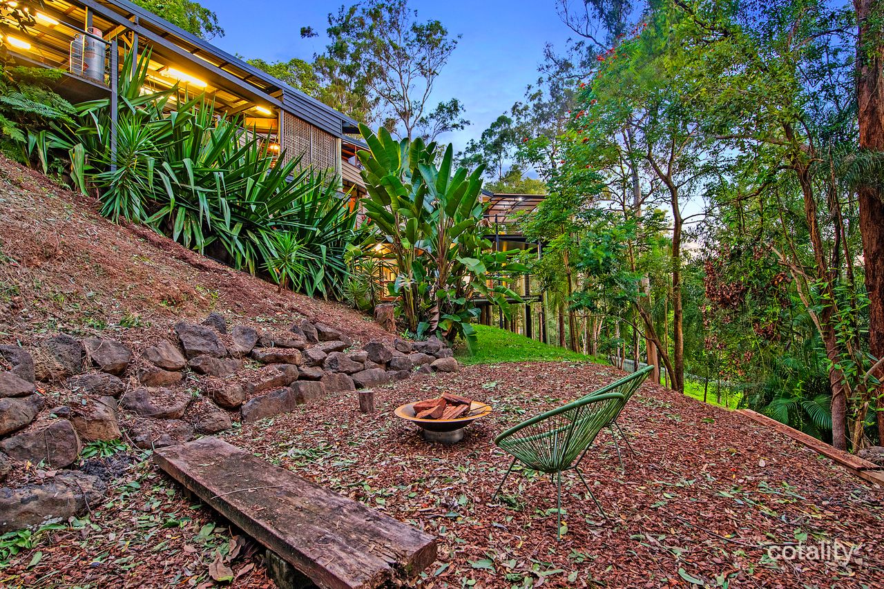 16 Summerhill Ct, Mudgeeraba, QLD 4213