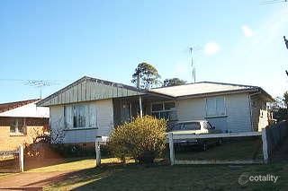 15 Boyd St, Wilsonton, QLD 4350