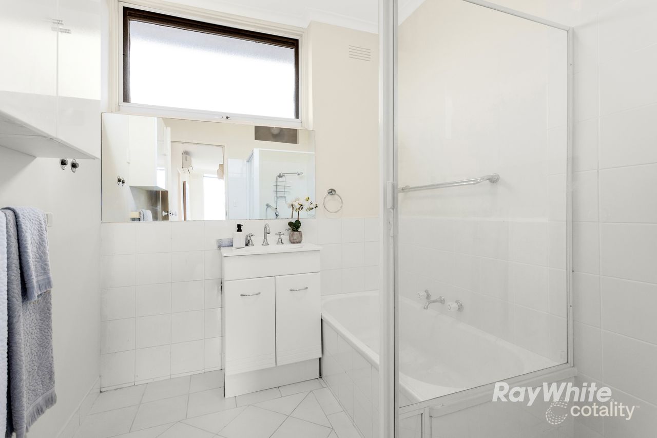 9/13 Elm Gr, Mckinnon, VIC 3204