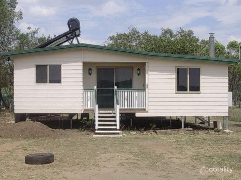 35 Barrow St, Gayndah, QLD 4625