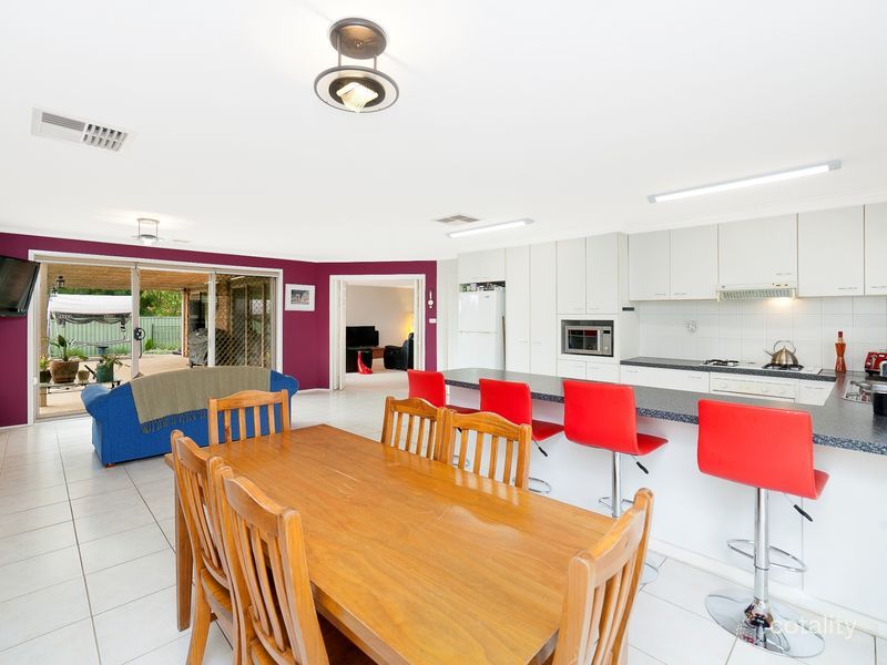 21 Hingston Cl, Bonython, ACT 2905