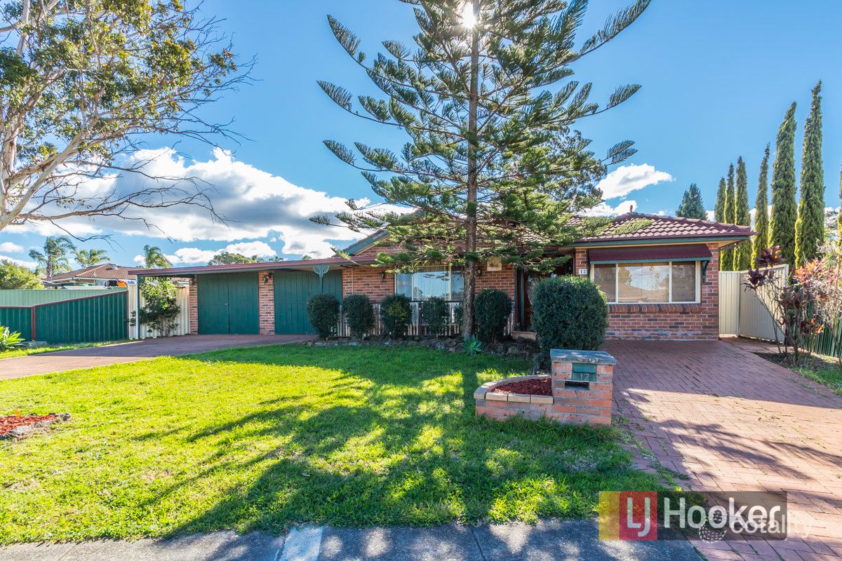 12 Golding Dr, Glendenning, NSW 2761