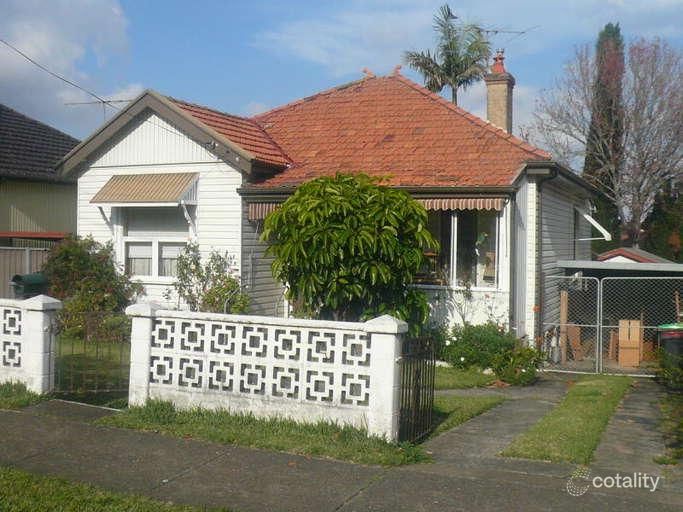 36 Cross St, Campsie, NSW 2194