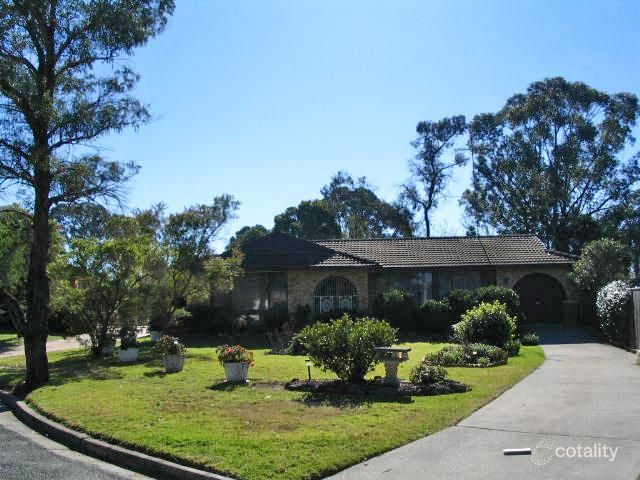 8 Fawkener Pl, Werrington County, NSW 2747