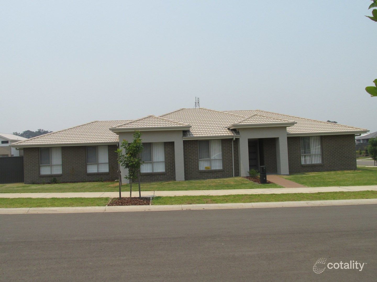 2 Morecambe Cct, Thornton, NSW 2322