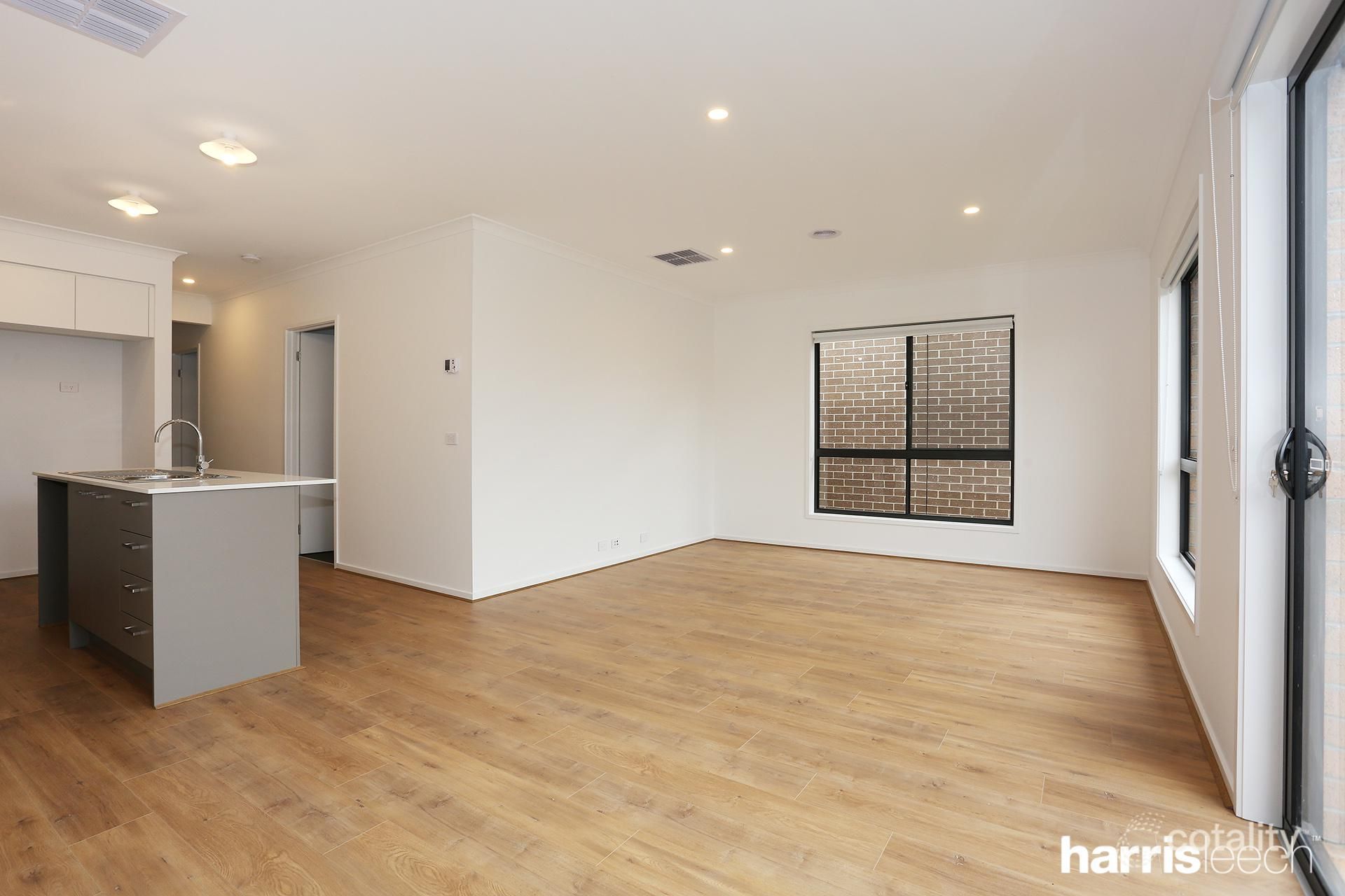 35 Positano Cct, Berwick, VIC 3806