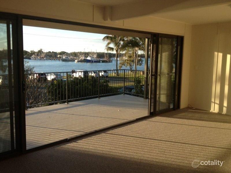 19 Harbour Pde, Buddina, QLD 4575