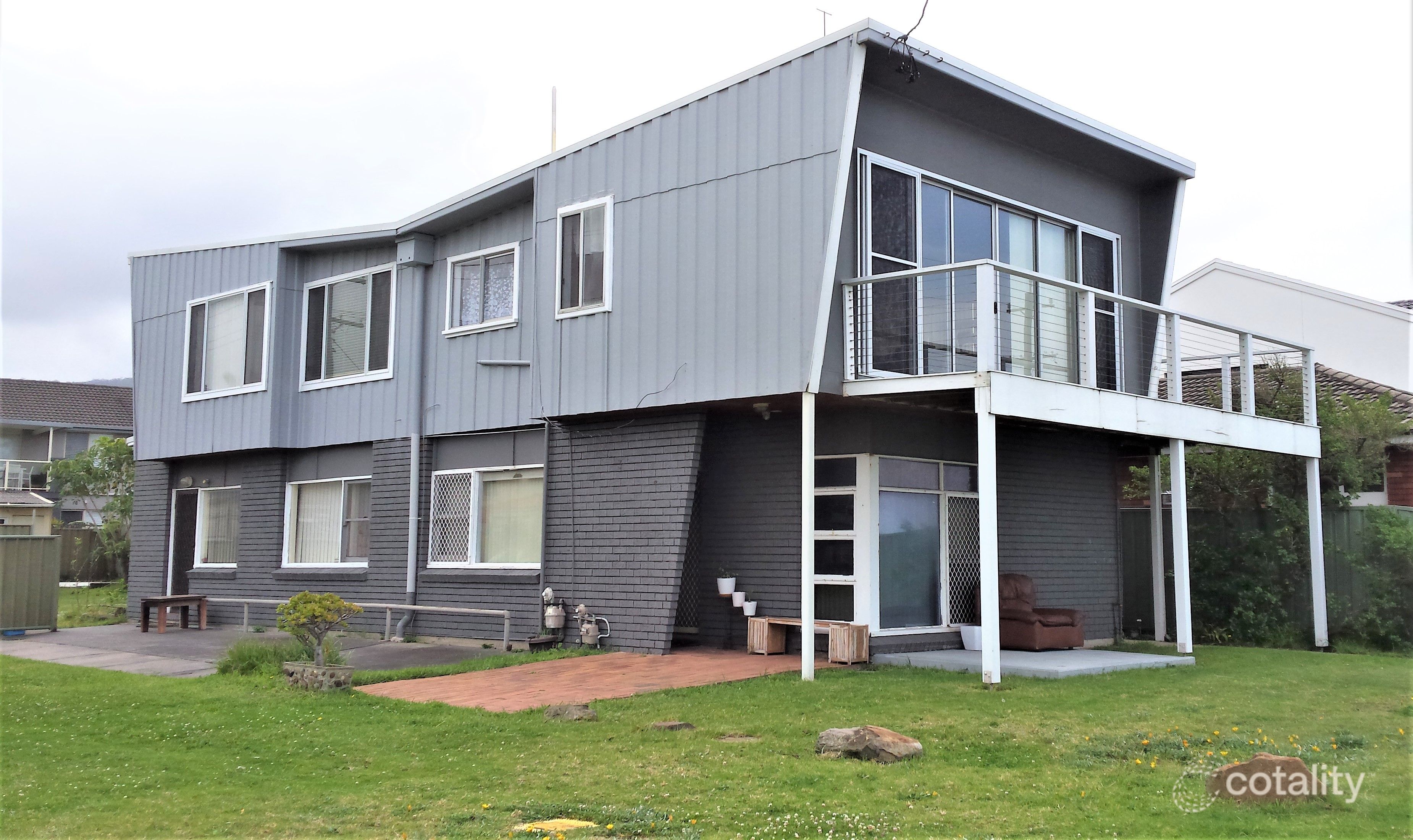 12 Beach Dr, Woonona, NSW 2517