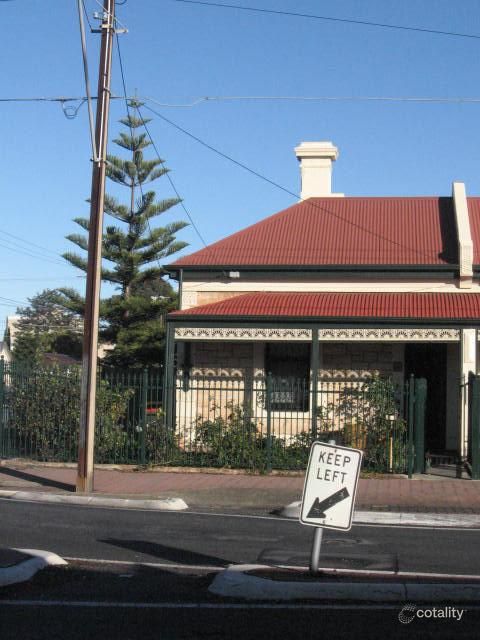 37 Gordon St, Glenelg, SA 5045