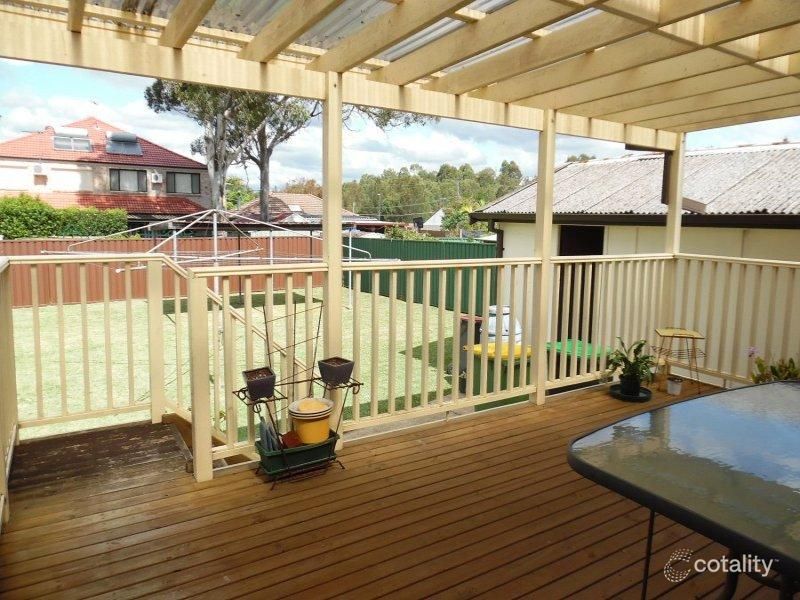 211 Bransgrove Rd, Panania, NSW 2213