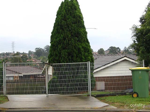 4 Cowe Cl, Bonnyrigg Heights, NSW 2177