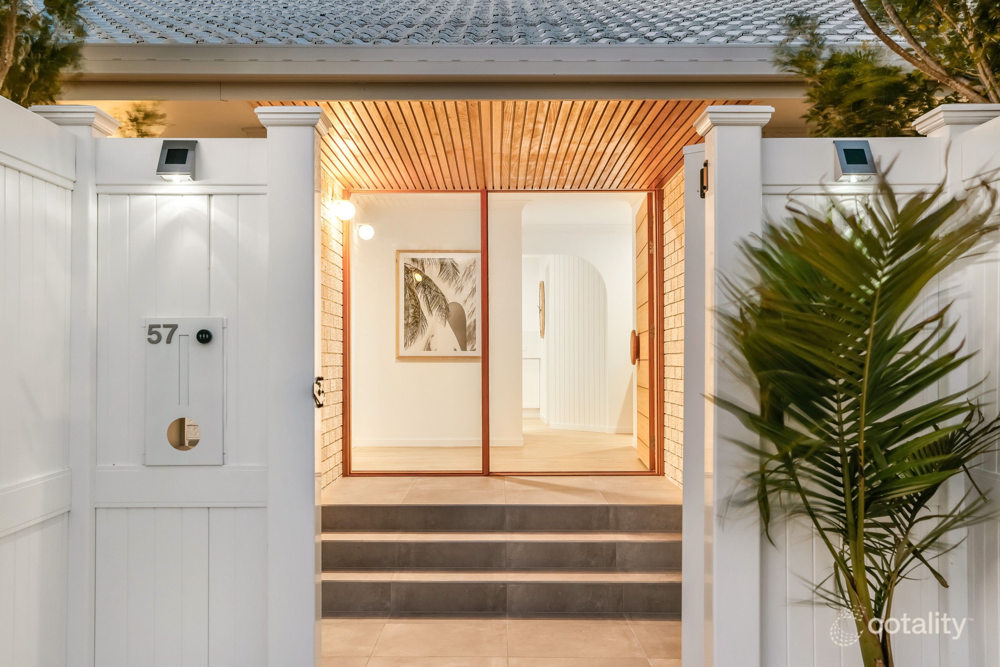 57 Allawah St, Bundall, QLD 4217