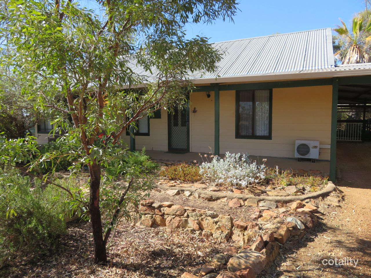 2 Dempster St, Beverley, WA 6304