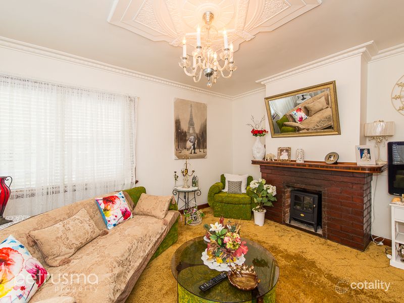 19 Garden Gr, West Moonah, TAS 7009