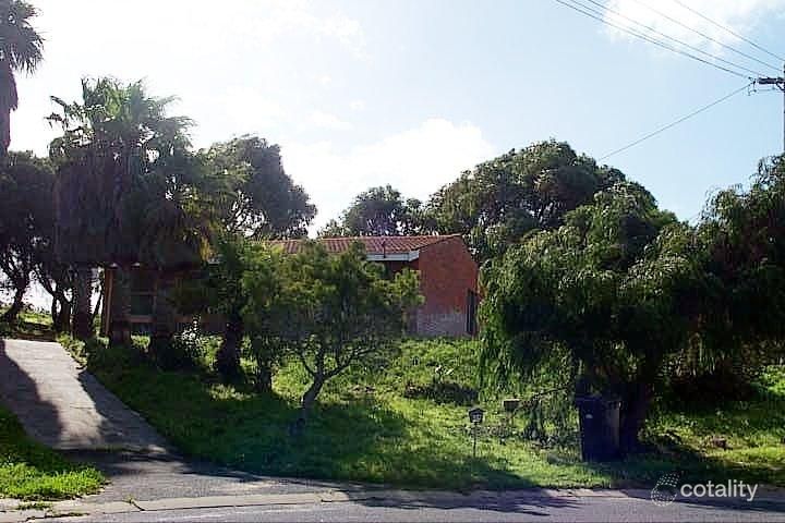 24 Chrisp Pl, Yanchep, WA 6035