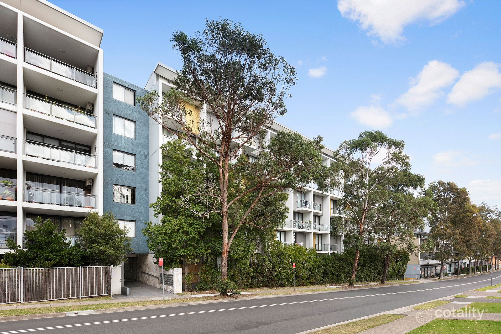 2b/541 Pembroke Rd, Leumeah, NSW 2560