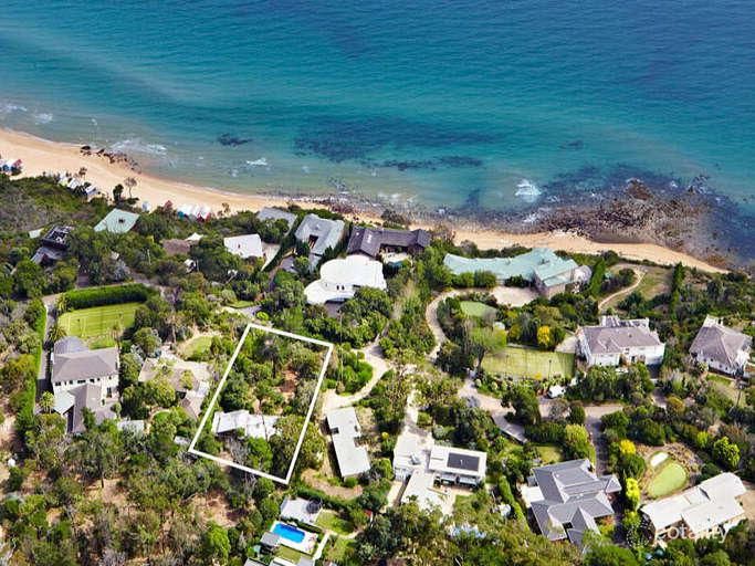 18-20 Kalimna Dr, Mornington, VIC 3931