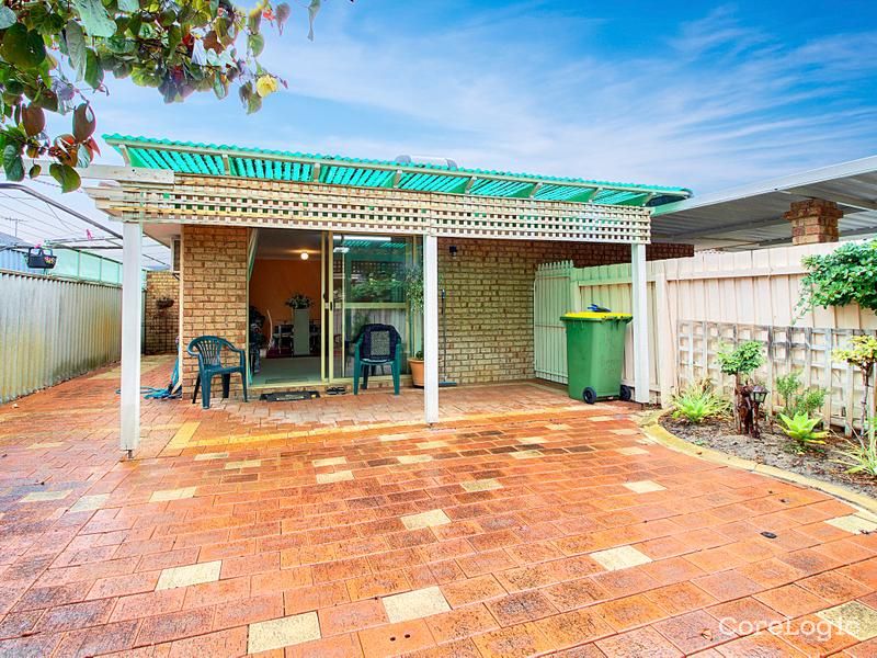 13/8 Merope Cl, Rockingham, WA 6168