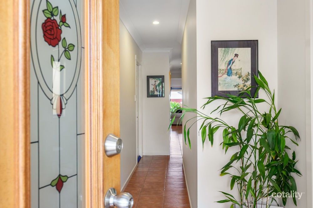 10 Hawthorne St, Forest Lake, QLD 4078