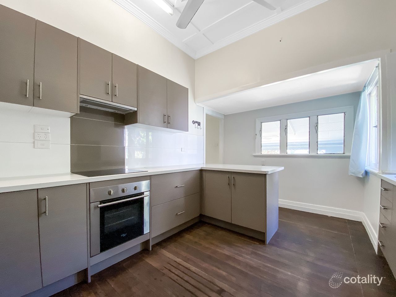 14 Manon St, Armstrong Beach, QLD 4737